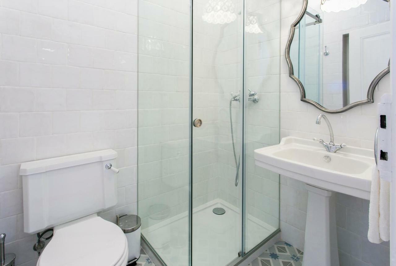 2 Beautiful Suites Upscale Flat Embracing Tejo! Lisbona Esterno foto